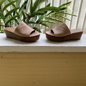 Light pink leather wedge slides